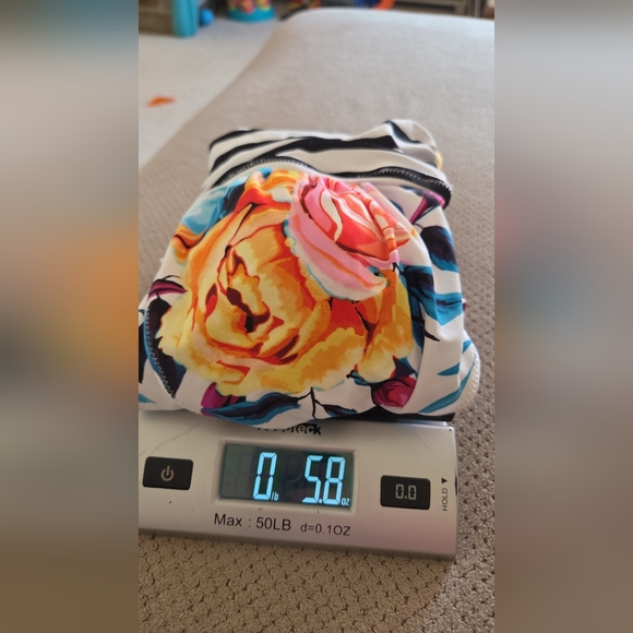 New Cupshe Bold Floral and Stripe Halter Tummy Control One Piece Swimsuit - Picture 8 of 8